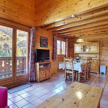 Demi-chalet Cosy A Pour 6 Pers, Cheminee, Animaux Admis, Wifi - Fr-1-818-102 La Clusaz
